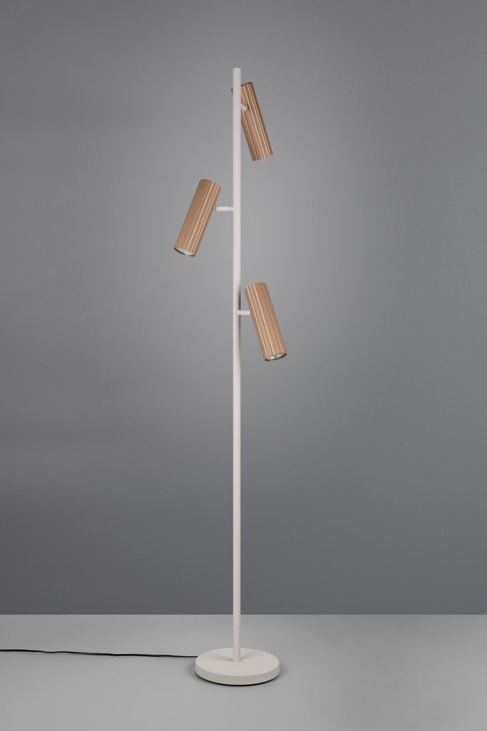 467700365_07